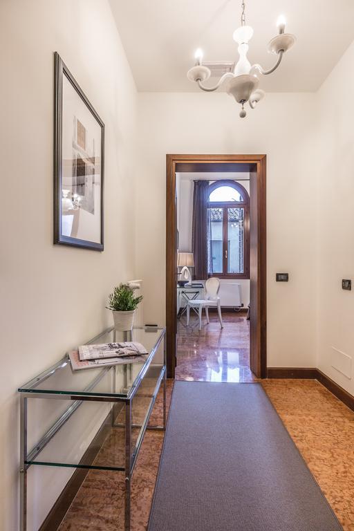 Ca' Del Monastero 1 Collection For 4 Guests With Balcony And Lift Apartamento *