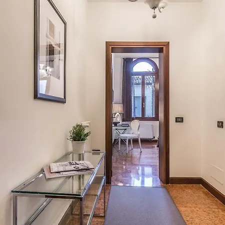 Ca' Del Monastero 1 Collection Apt For 4 Guests With Balcony And Lift Venice Exterior photo