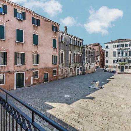 Ca' Del Monastero 1 Collection Apt For 4 Guests With Balcony And Lift Venice Exterior photo