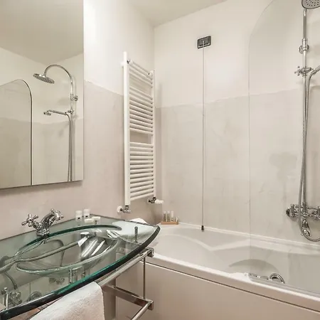 Ca' Del Monastero 1 Collection Apt For 4 Guests With Balcony And Lift Venice Exterior photo